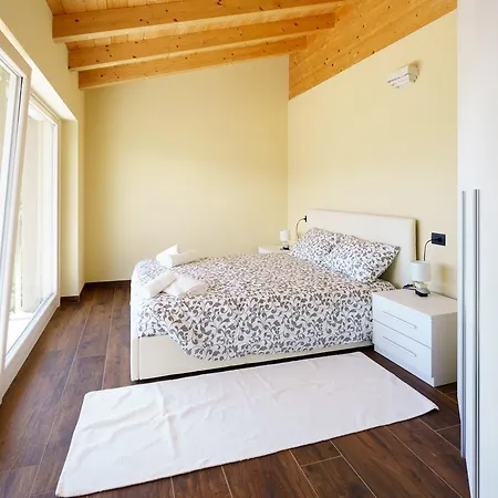 Holiway Alex71 Secondo Apartment *